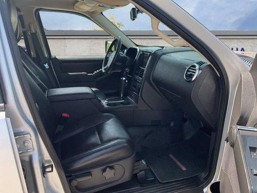 2010 Ford Explorer Sport Trac Limited