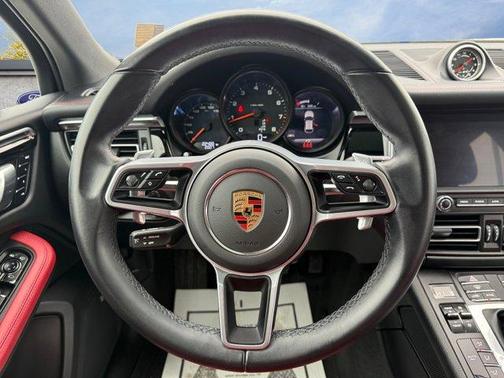 2021 Porsche Macan Base