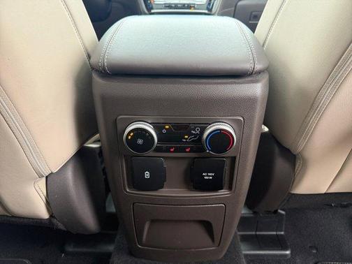 2024 Ford Explorer Platinum