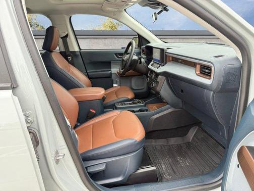 2023 Ford Maverick Lariat