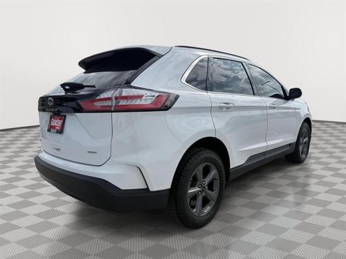 Oxford White 2022 Ford Edge SEL