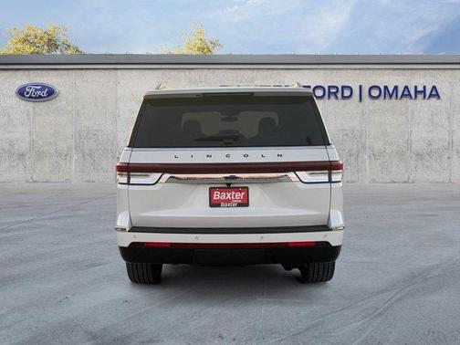 2024 Lincoln Navigator Black Label