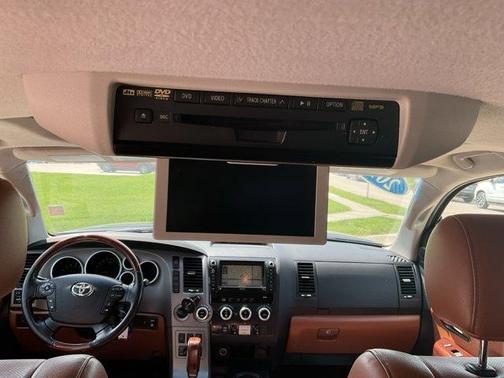 2011 Toyota Sequoia Platinum