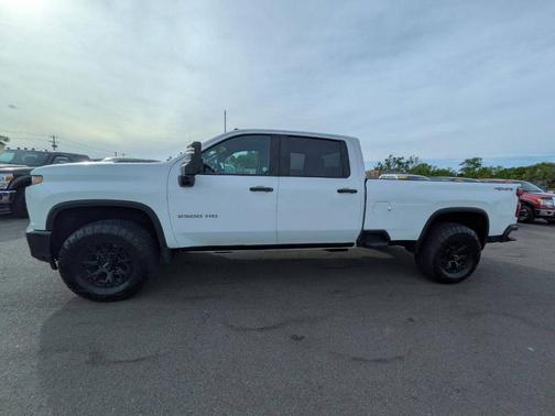 White 2021 Chevrolet Silverado 2500 WT