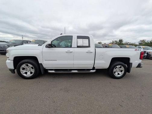 White 2018 Chevrolet Silverado 1500 LT