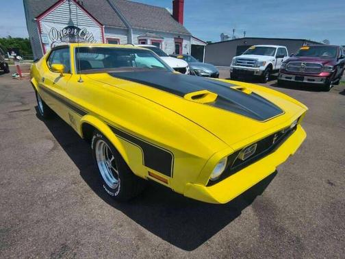1972 Ford Mustang Base