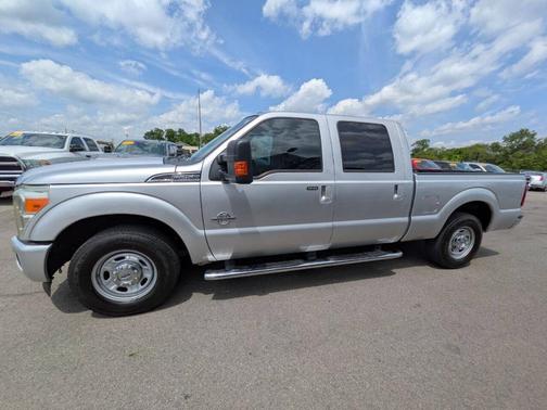 Silver 2016 Ford F-250 Lariat