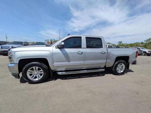 Silver 2017 Chevrolet Silverado 1500 LT