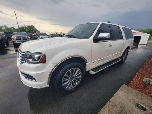 2017 Lincoln Navigator Select