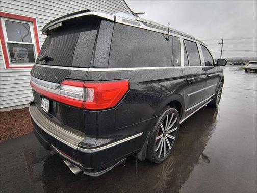 2021 Lincoln Navigator Black Label