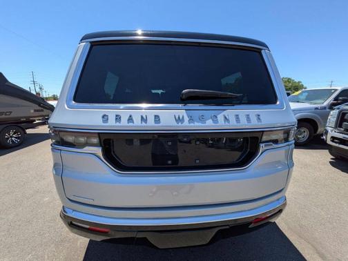 Silver 2023 Jeep Grand Wagoneer Base