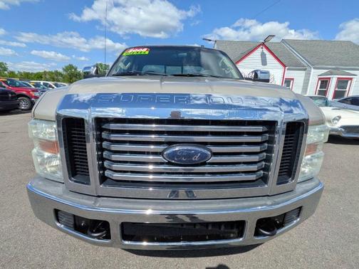 Tan 2008 Ford F-250 XLT