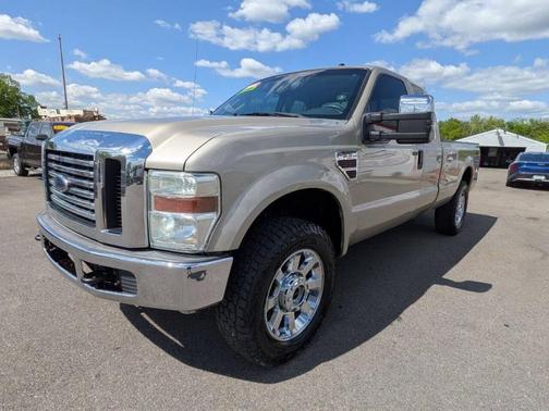 Tan 2008 Ford F-250 XLT