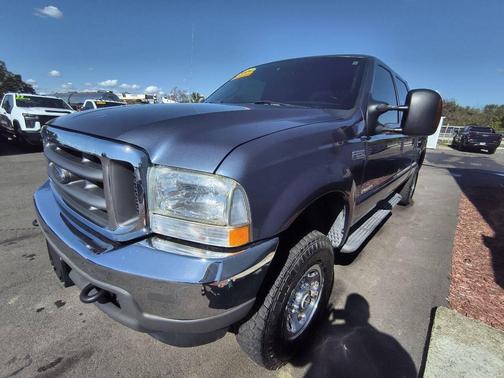 2004 Ford F-250 XLT Crew Cab
