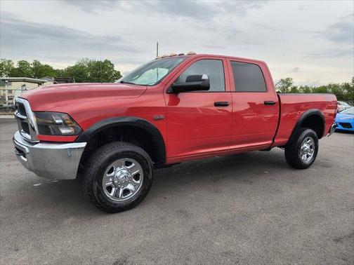 2017 RAM 2500 Tradesman Crew Cab 4x4 6'4' Box