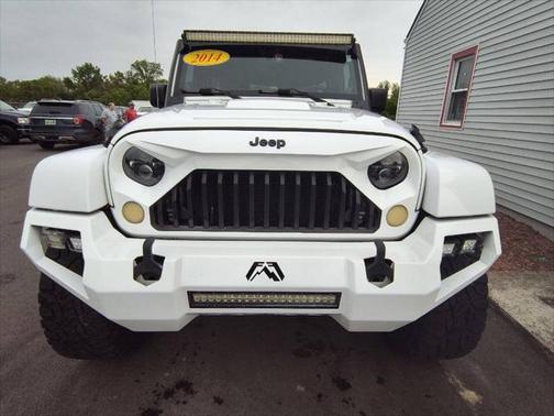 2014 Jeep Wrangler Unlimited Polar Edition