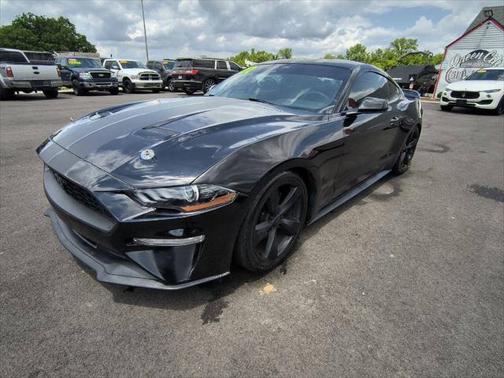 2022 Ford Mustang EcoBoost Premium