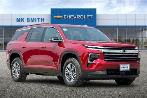 Radiant Red Tintcoat 2026 Chevrolet Traverse LT