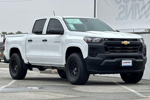 2025 Chevrolet Colorado WT
