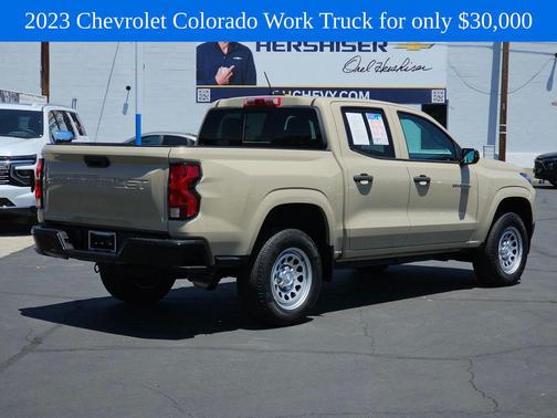 Sand Dune Metallic 2023 Chevrolet Colorado WT