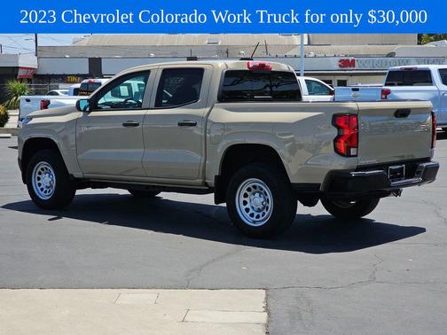 Sand Dune Metallic 2023 Chevrolet Colorado WT
