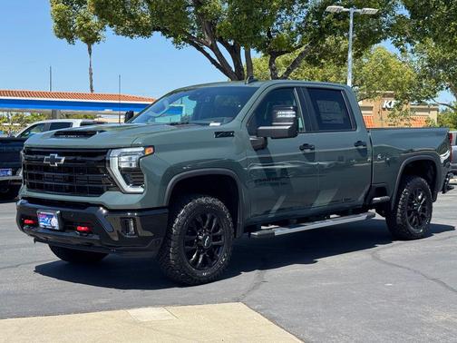 Cypress Gray 2026 Chevrolet Silverado 2500 LT