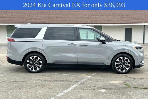 2024 Kia Carnival EX