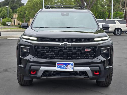 Mosaic Black Metallic 2026 Chevrolet Traverse AWD Z71