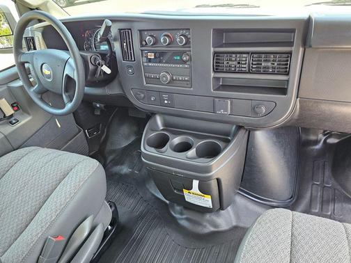 Summit White 2026 Chevrolet Express 2500 Work Van