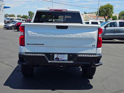 Summit White 2026 Chevrolet Silverado 1500 LT Trail Boss