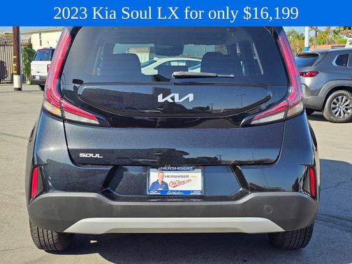 Fusion Black 2023 Kia Soul LX