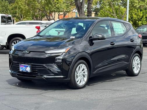 Gb8 2027 Chevrolet Bolt LT FWD