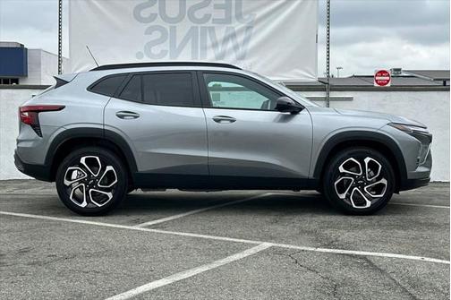 2025 Chevrolet Trax FWD 2RS
