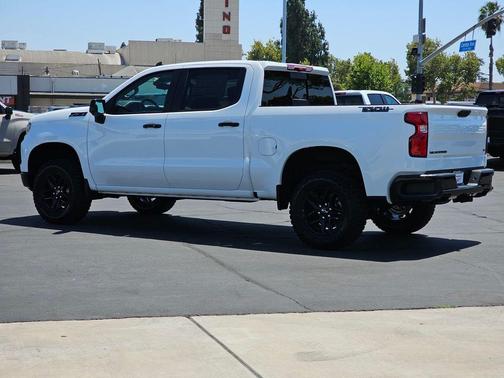 Summit White 2026 Chevrolet Silverado 1500 LT Trail Boss