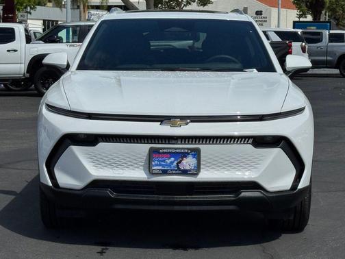 Summit White 2026 Chevrolet Equinox EV LT