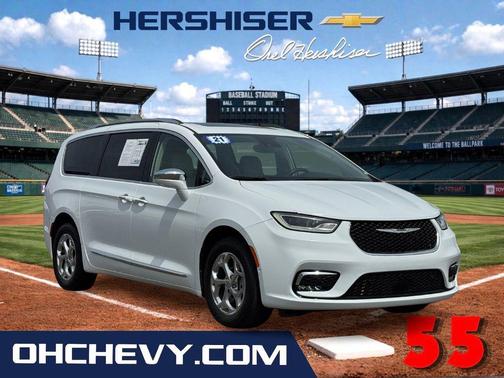 Bright White Clearcoat 2021 Chrysler Pacifica Limited