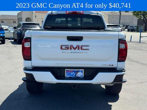 Summit White 2023 GMC Canyon AT4