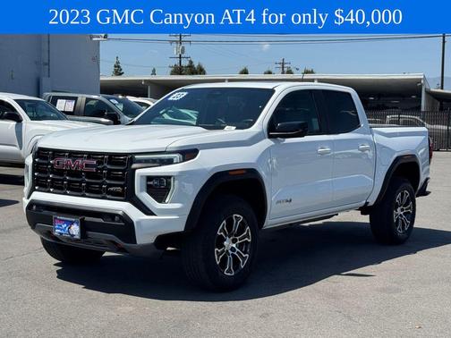 Summit White 2023 GMC Canyon AT4