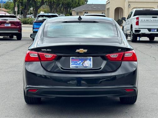 Mosaic Black Metallic 2024 Chevrolet Malibu FWD 1LT