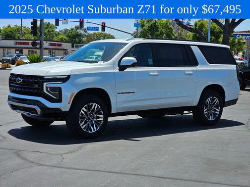 Iridescent Pearl Tricoat 2025 Chevrolet Suburban 4WD Z71