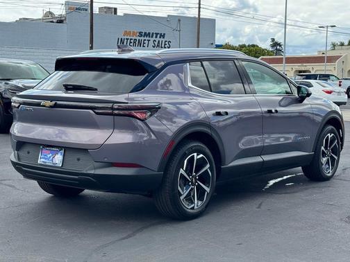 Galaxy Gray Metallic 2026 Chevrolet Equinox EV LT