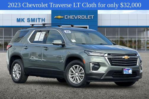 2023 Chevrolet Traverse LT Cloth