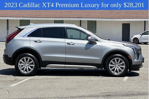 2023 Cadillac XT4 Premium Luxury