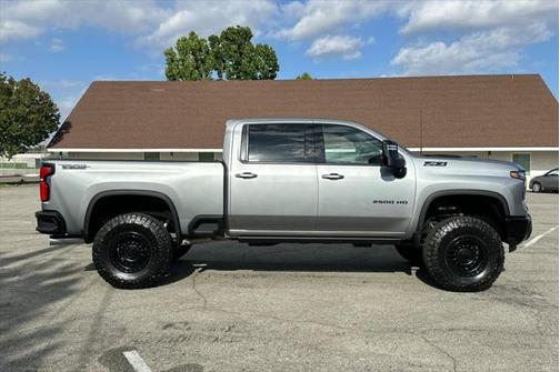 2025 Chevrolet Silverado 2500 LTZ