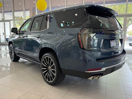 2026 Chevrolet Tahoe 4WD High Country