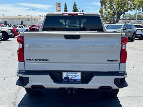 White Sands 2026 Chevrolet Silverado 1500 RST