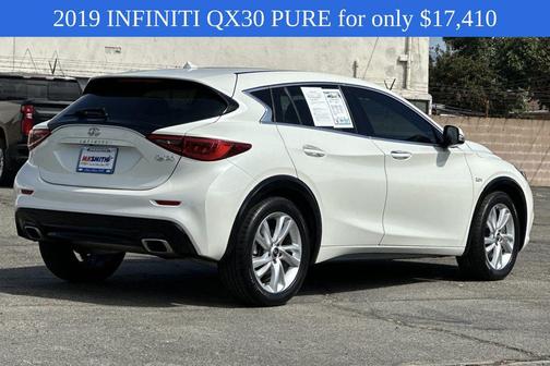 2019 INFINITI QX30 PURE