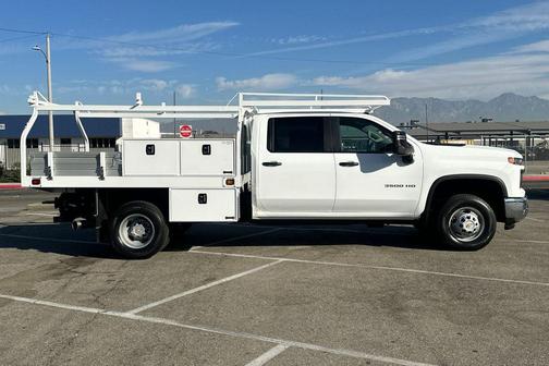 2024 Chevrolet Silverado 3500 WT