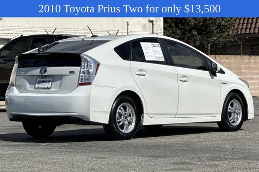 2010 Toyota Prius II