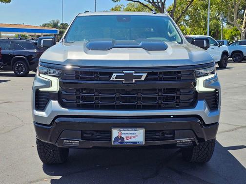 Sterling Gray Metallic 2026 Chevrolet Silverado 1500 LT Trail Boss